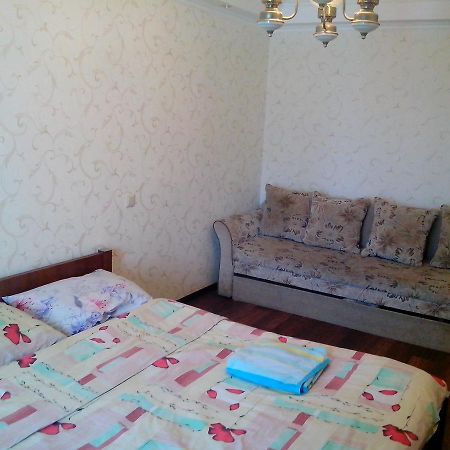 Beautiful And Comfortable 2 Rooms Apartment Kiew Exterior foto